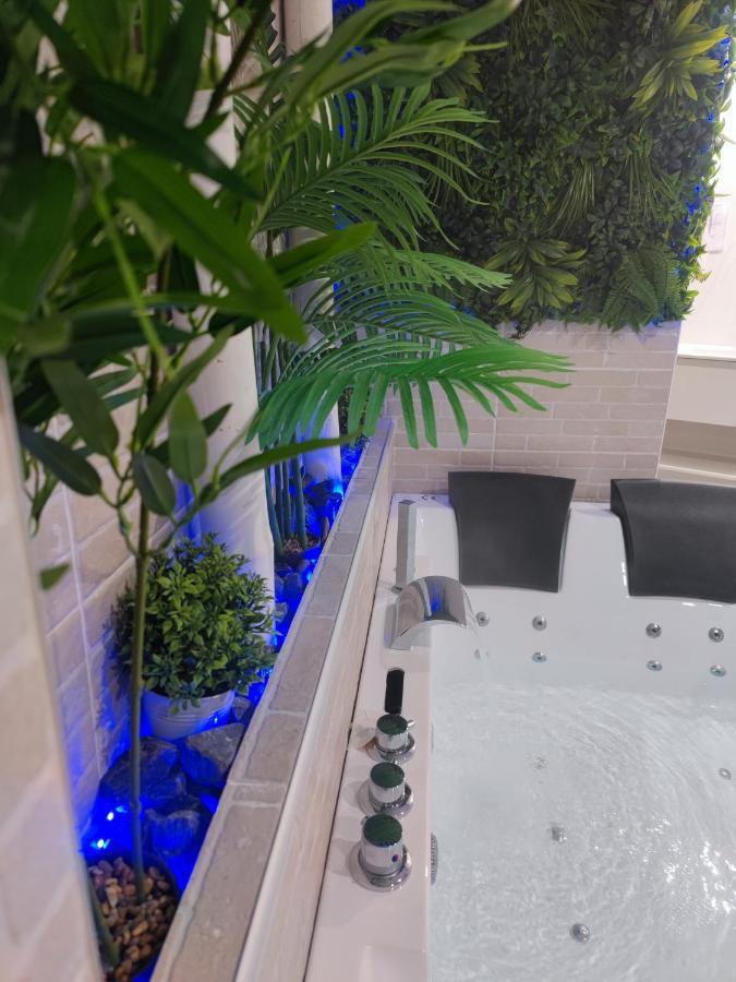 Espectacular Apartamento Con Spa Privado Miami Playa Bagian luar foto
